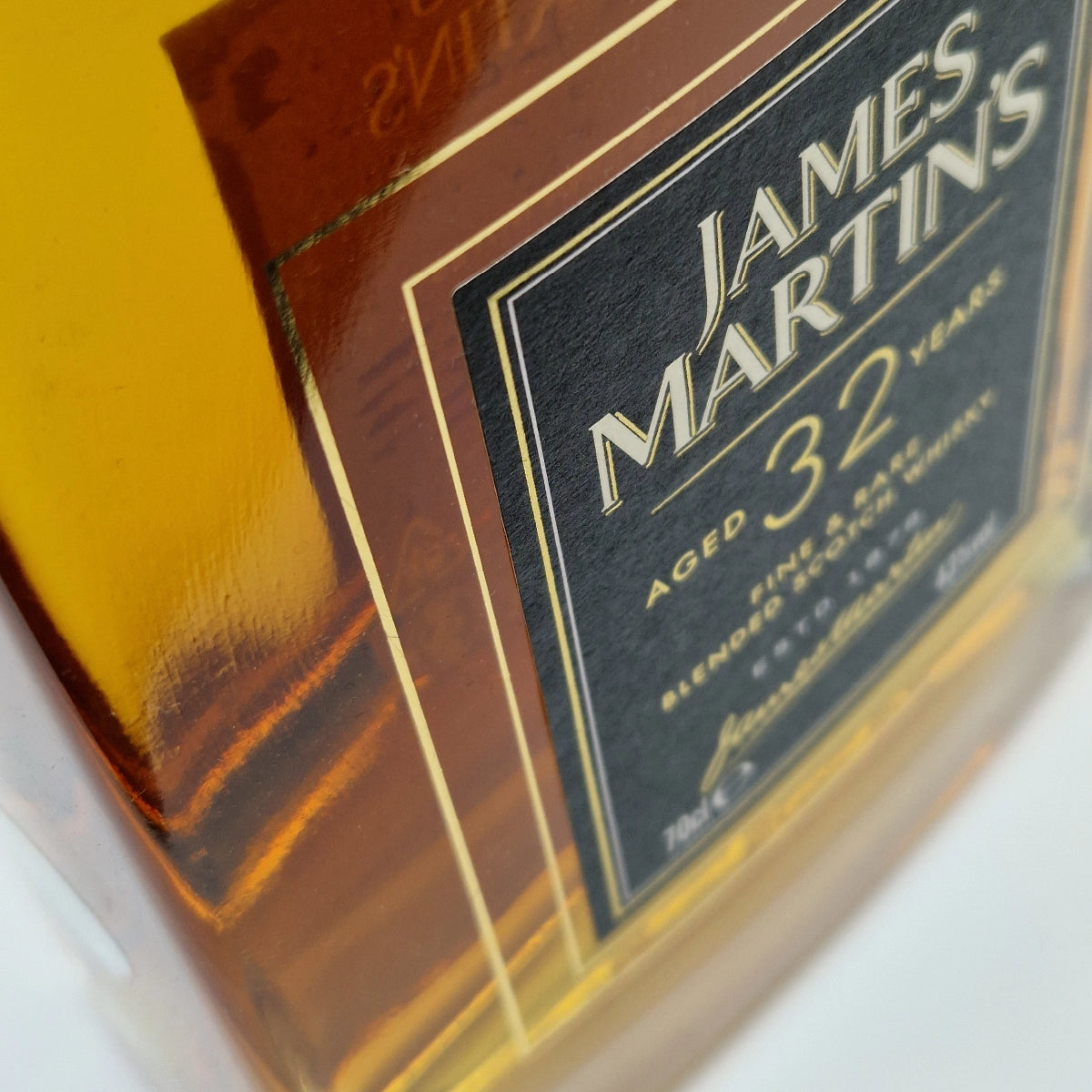 James Martin's Fine & Rare 32 anos