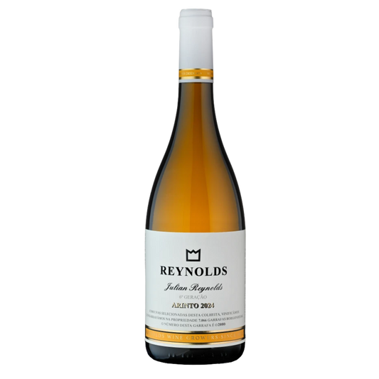 Julian Reynolds Arinto branco